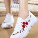 Sepatu Wanita Sneaker Kelsey Sakura